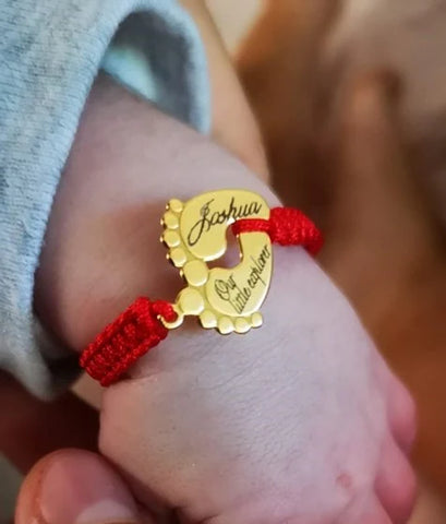 Pie de bebé Oro 14K