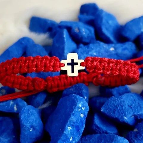 Cruz de bebé de oro de 14k